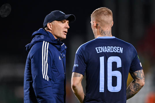 Head coach Kim Bergstrand and Victor Edvardsen of