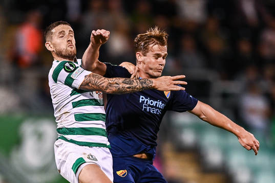 Lee Grace of Shamrock Rovers and Hampus Finndell of