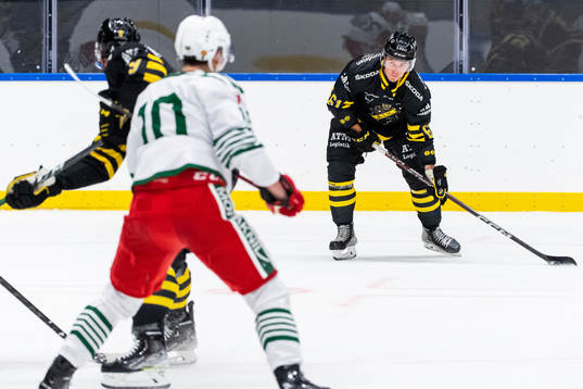 Bläddra bland fler bilder av Ishockey, Träningsmatch, AIK - Mora