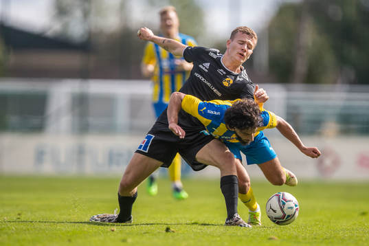 Astrios Charlie Dagård och Eskilsminnes Ahmad El Khalayli