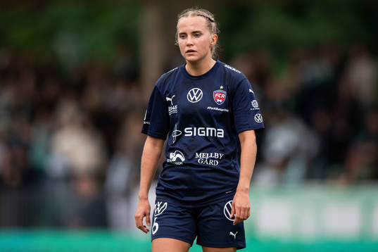 FC Rosengårds Ria Noora Minerva Öling deppar