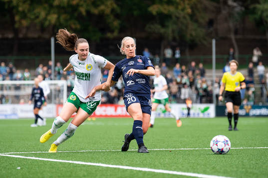 Hammarbys Vilde Hasund och FC Rosengårds Mia Persson