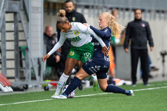 Hammarbys Madelen Janogy och FC Rosengårds Sofie Bruun