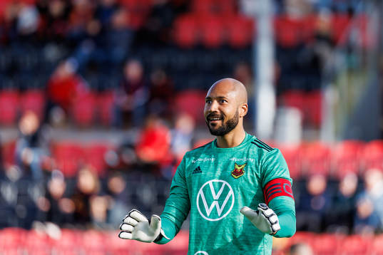Östersunds målvakt Aly Keita