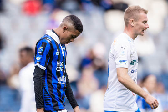 Sirius Tashreeq Matthews deppar sunder fotbollsmatchen i