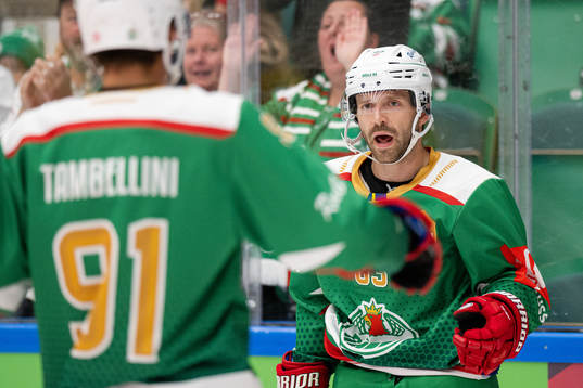 Riley Sheen of Rögle celebrates the 1-0 goal