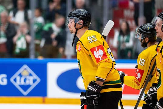 Hampus Olsson of Katowice looks dejected
