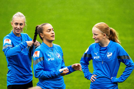 Kalmars Maja Landin, Elma Smajic och Vera Andersson införr