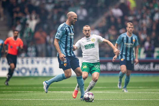 Djurgårdens Marcus Danielson och Hammarbys Veton Berisha