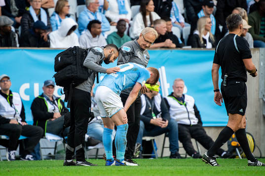 Malmö FFs Anders Christiansen har ont