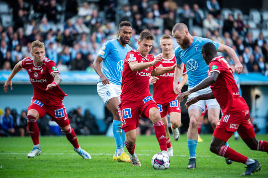 Malmö FFs Jo Inge Berget och Isaac Kiese Thelin och IFK