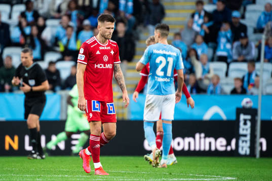 IFK Norrköpings Arnor Traustason deppar