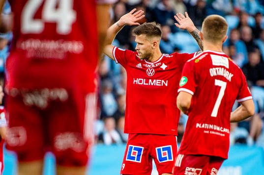 IFK Norrköpings Arnór Traustason deppar