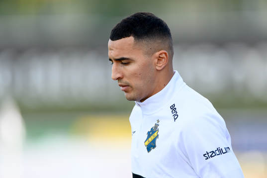 s Nabil Bahoui före fotbollsmatchen i Allsvenskan mellan