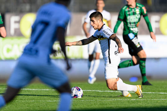 s Nicolas Stefanelli