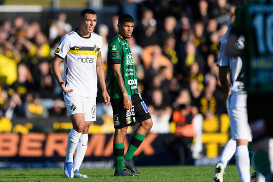s Nabil Bahoui och Varbergs Luke Le Roux
