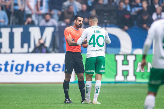 Domare Mohammed Al-Hakim och Hammarbys Abdelrahman Saidi