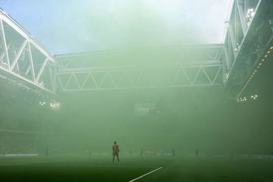 Rök på Tele2 Arena