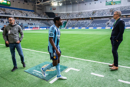 Djurgårdens Joel Asoro deppar