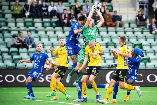 Elfsborgs målvakt Hakon Valdimarsson och GIF Sundsvalls