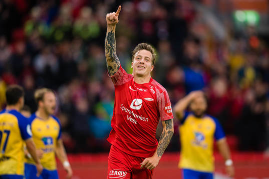 Frederik Lindbøg Børsting of Brann celebrates