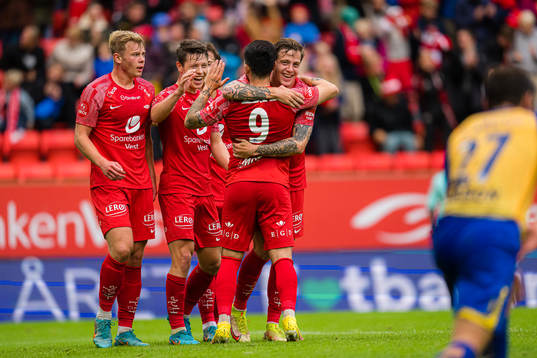 Frederik Lindbøg Børsting of Brann celebrates