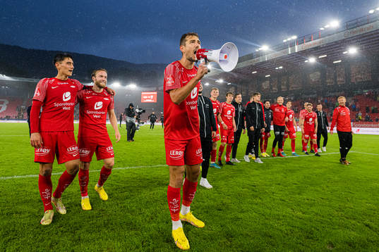Fredrik Pallesen Knudsen of Brann celebrates