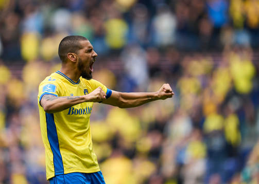 [DK=20220911: Ohi Omoijuanfo (9), Brøndby IF, jubler
