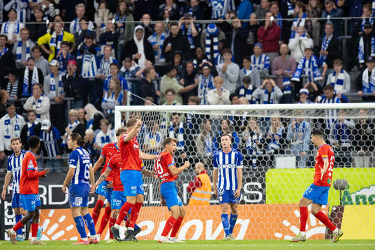 Helsingborgs Rasmus Wiedesheim-Paul jublar