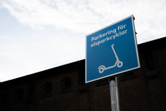 Parkering för Elsparkcyklar utanför Stockholm Stadion