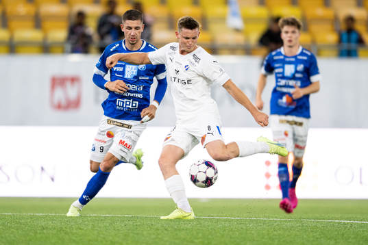 Norrbys Melvin Andersson och Halmstads Jonathan Svedberg