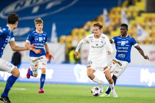 Halmstads Erik Ahlstrand och Norrbys Jaheem Burke