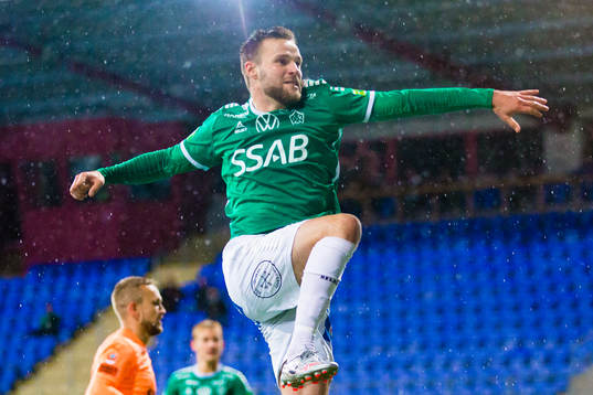 Brages Niklas Söderberg jublar