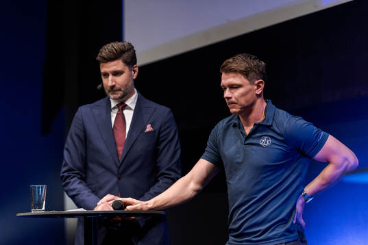 C Mores Björn Oldeen och Leksands Patrik Zackrisson
