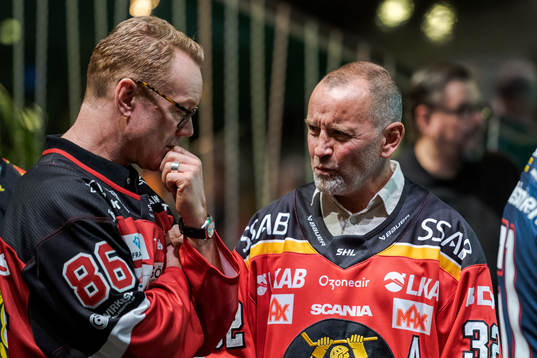 Örebros tränare Niklas Eriksson och Luleås tränare