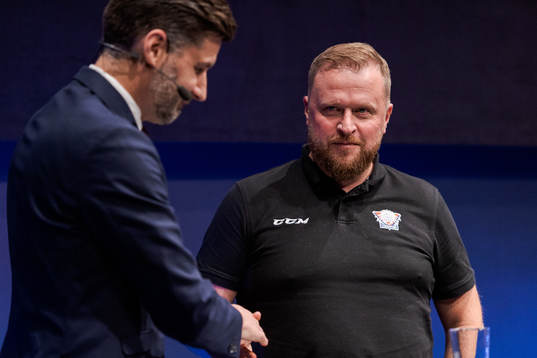 C Mores Björn Oldeen och Linköpings tränare Klas Östman