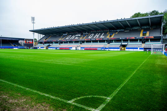 Den Dreef stadium
