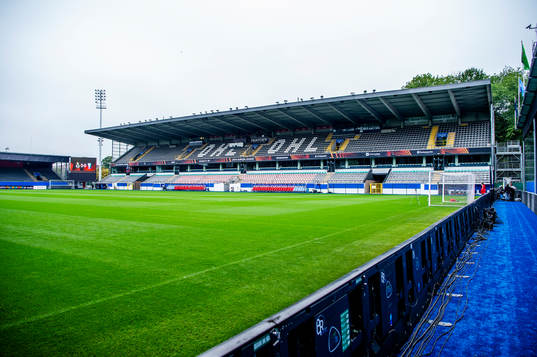 Den Dreef stadium