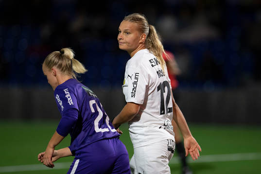 Häckens Stine Larsen  deppar