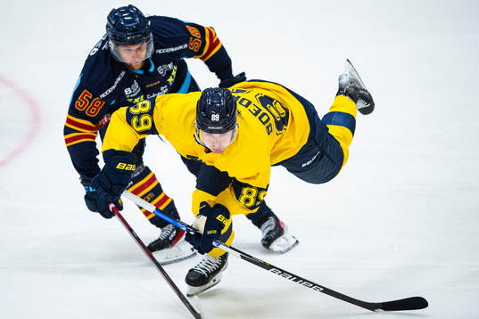 Bläddra bland fler bilder av Ishockey, Träningsmatch, Djurgården - HV71