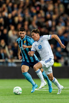 Besard Sabovic of Djurgårdens and Emil Breivik of Molde