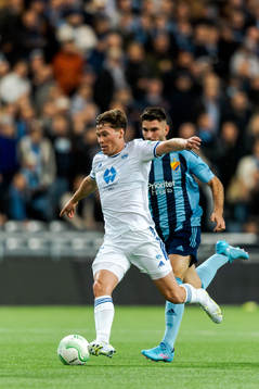 Besard Sabovic of Djurgårdens and Emil Breivik of Molde