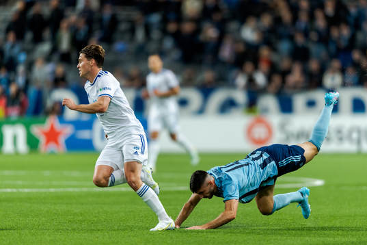 Emil Breivik of Molde and Besard Sabovic of Djurgården