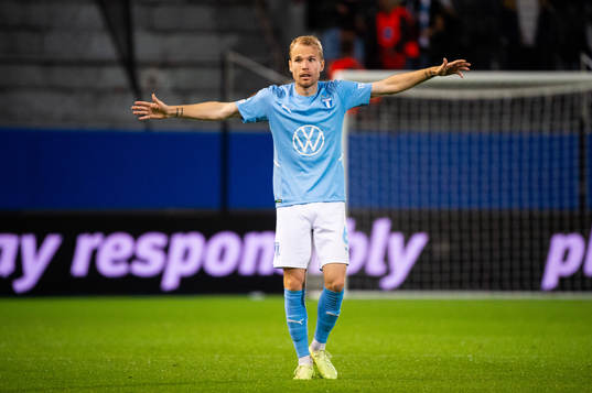 Oscar Lewicki of Malmö