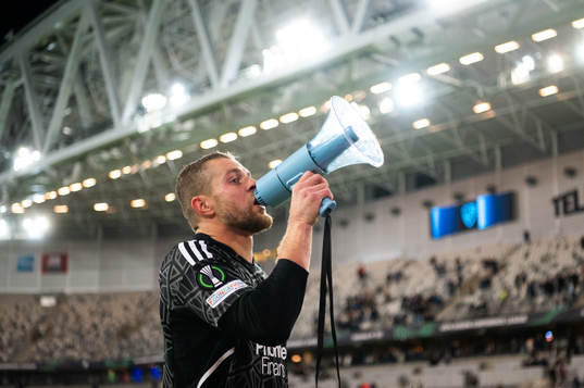 Alexandr Vasiutin of Djurgården celebrates