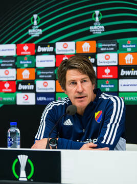 Head coach Thomas Lagerlöf