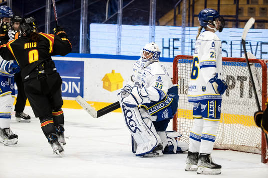 Leksands målvakt Amanda Johansson deppar