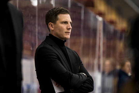 Brynäs tränare Filip Eriksson