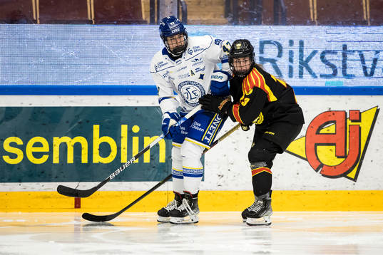 Leksands Abby Thiessen och Brynäs Moa Wernblom