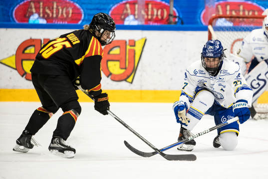 Brynäs Lara Stalder och Leksands Victoria Klimek